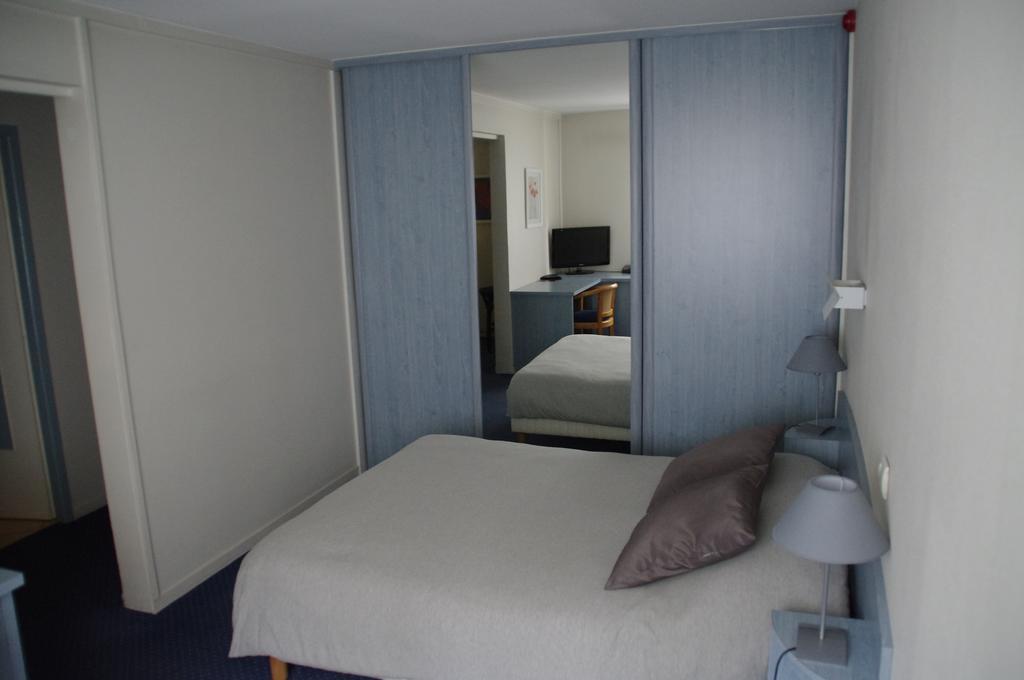 Hotel Lumiere Des Alpes 布龙 客房 照片